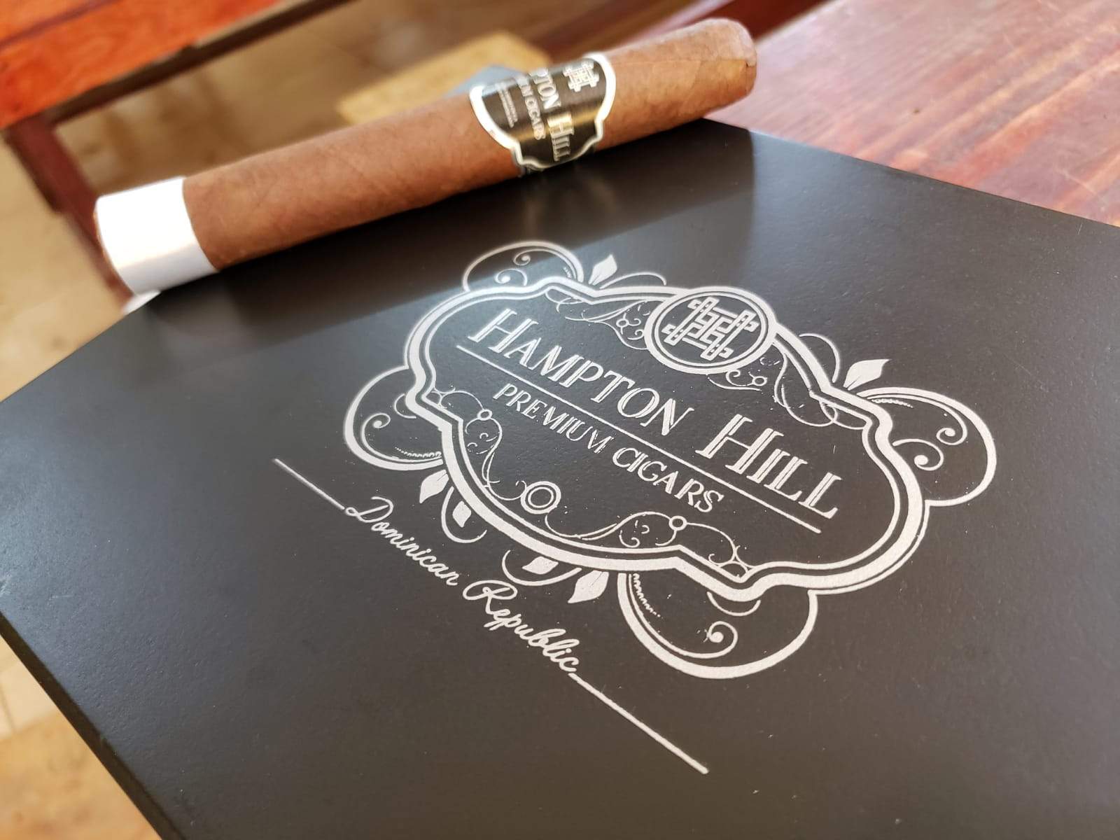 Bundle of 5 Hampton Hill Cigars